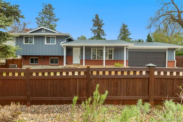 509 W Cheyenne Road Colorado Springs, CO 80906