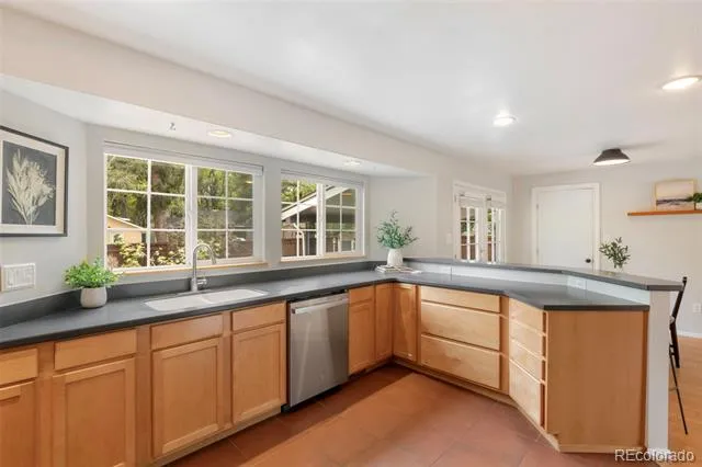 509 W Cheyenne Road Colorado Springs, CO 80906