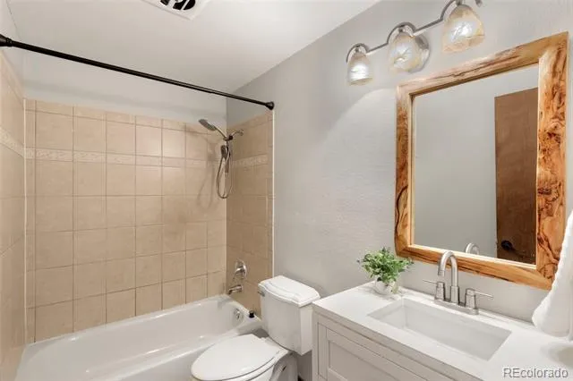 509 W Cheyenne Road Colorado Springs, CO 80906