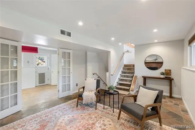 509 W Cheyenne Road Colorado Springs, CO 80906