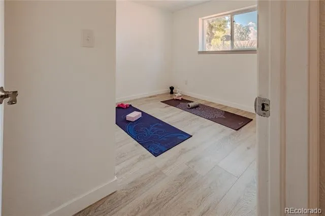 1854 S Naples Street Aurora, CO 80017