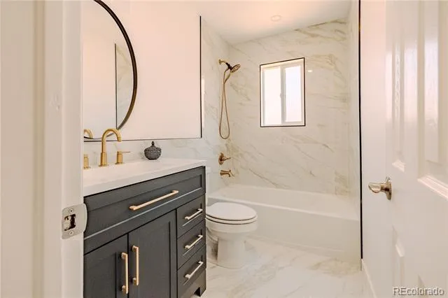 1854 S Naples Street Aurora, CO 80017