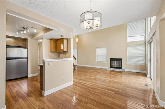2049 E Phillips Lane Centennial, CO 80122
