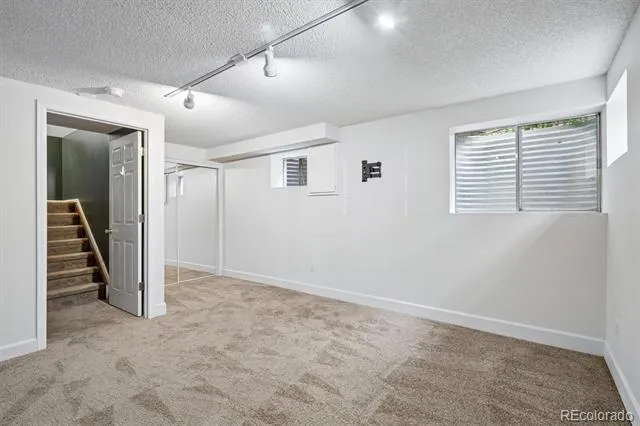 2049 E Phillips Lane Centennial, CO 80122