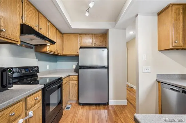 2049 E Phillips Lane Centennial, CO 80122