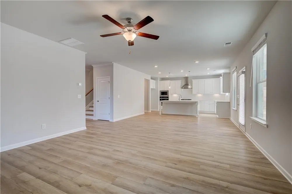 163 Dalston Cove Stockbridge, GA 30281