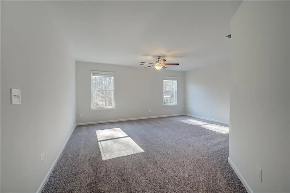 163 Dalston Cove Stockbridge, GA 30281