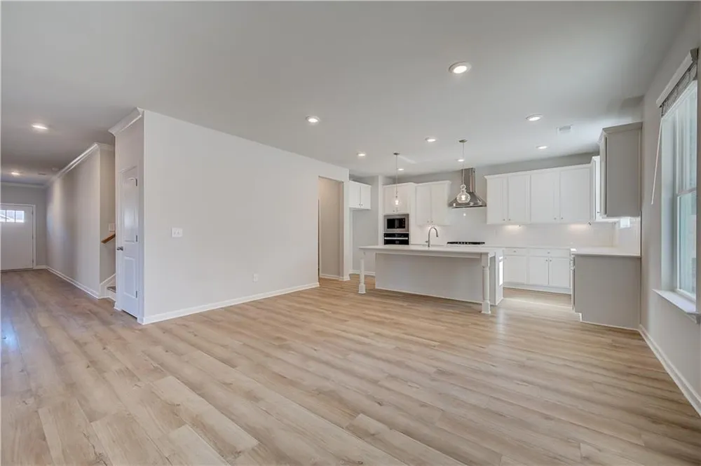 163 Dalston Cove Stockbridge, GA 30281