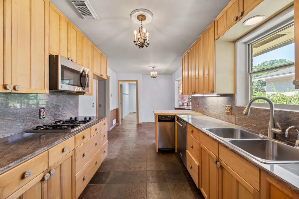 6342 Annapolis Lane Dallas, TX 75214