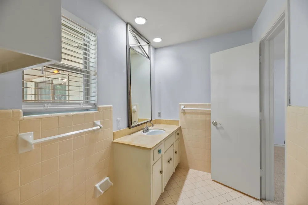 6342 Annapolis Lane Dallas, TX 75214