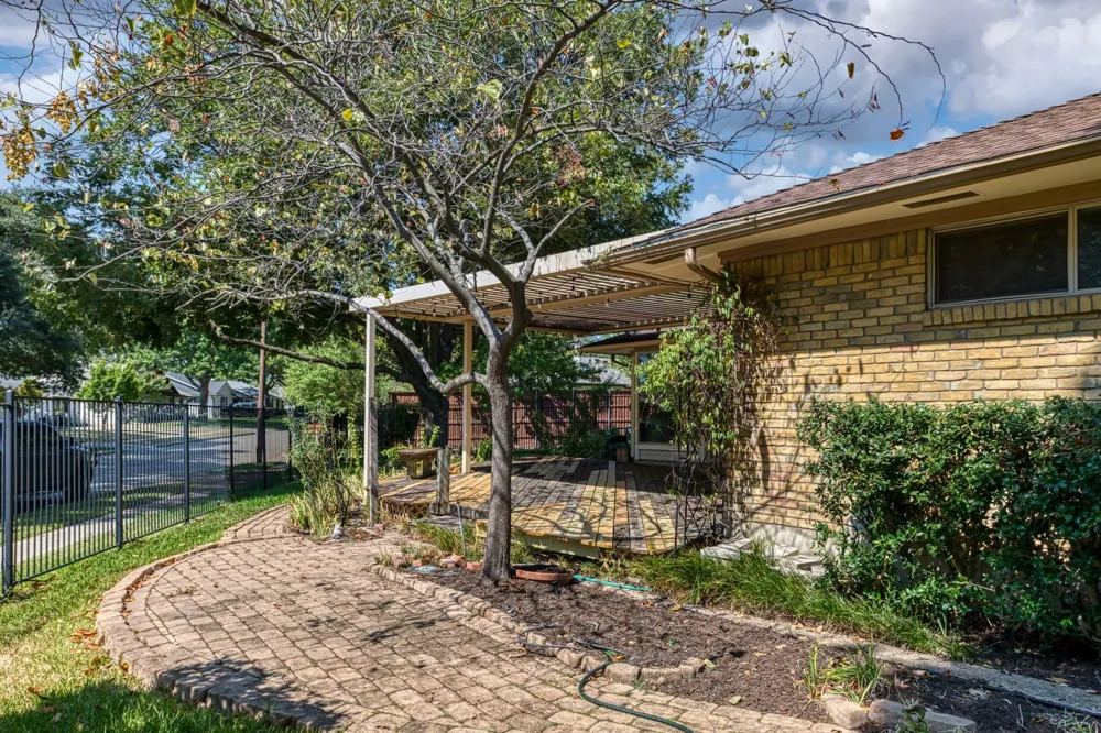 6342 Annapolis Lane Dallas, TX 75214