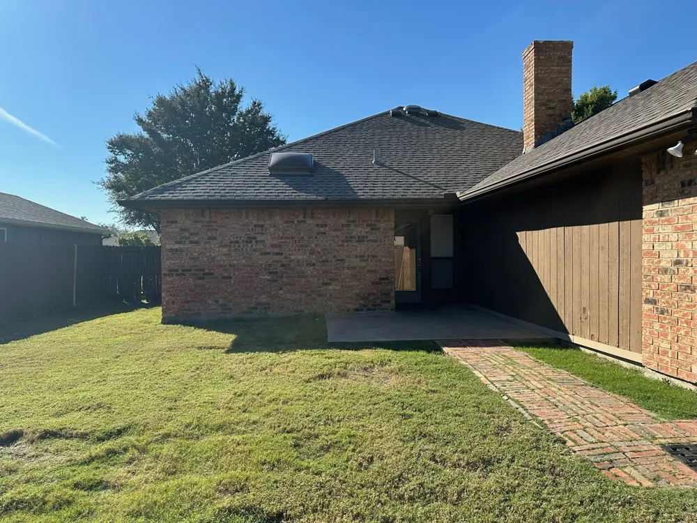 2033 Espinosa Drive Carrollton, TX 75010