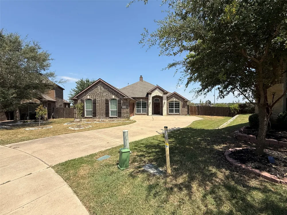 8300 Blue Periwinkle Lane Fort Worth, TX 76123