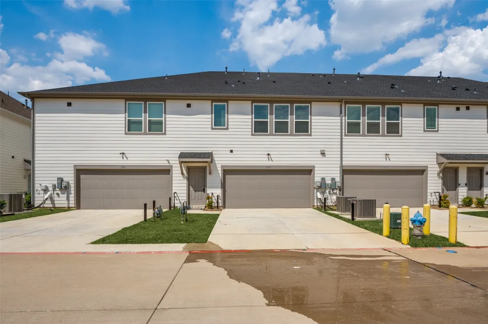 8895 Stablehand Mews Frisco, TX 75035