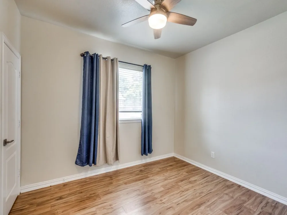 4612 Old Pond Drive Plano, TX 75024