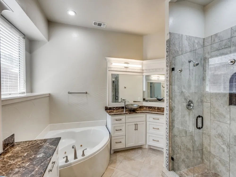 4612 Old Pond Drive Plano, TX 75024