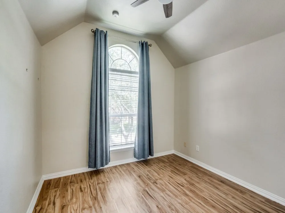4612 Old Pond Drive Plano, TX 75024