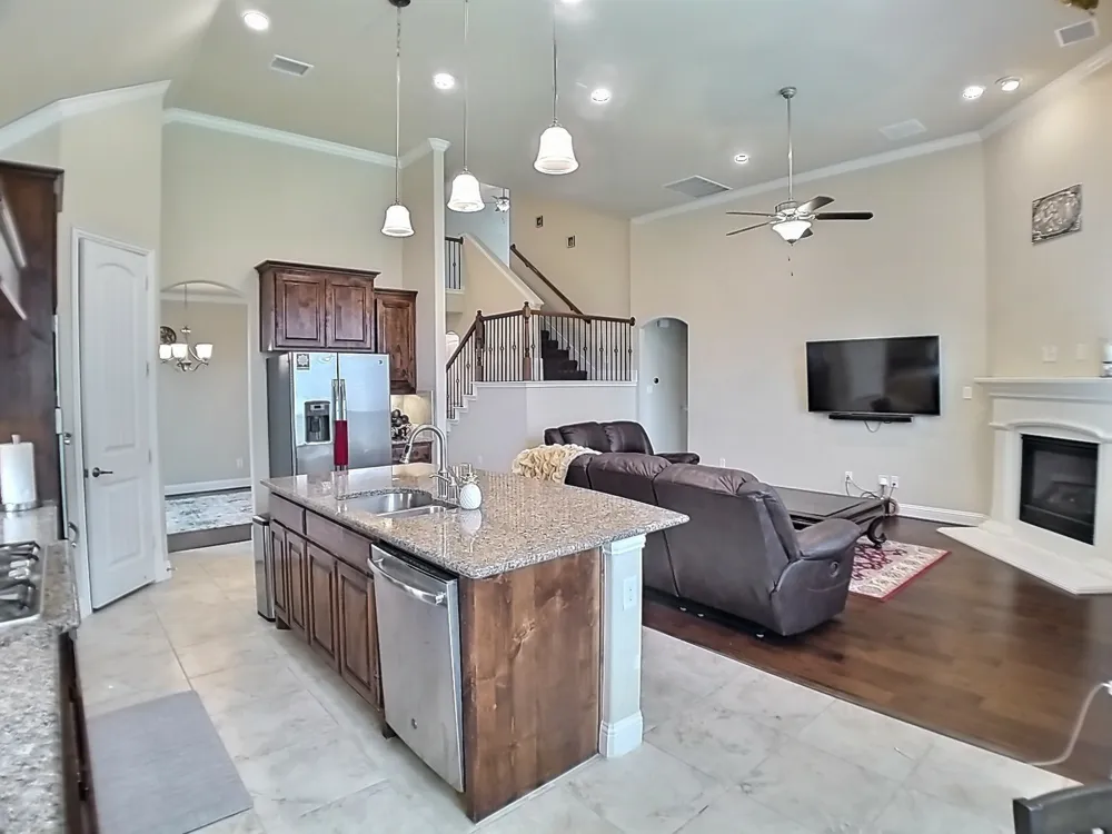809 Cidermont Plano, TX 75074