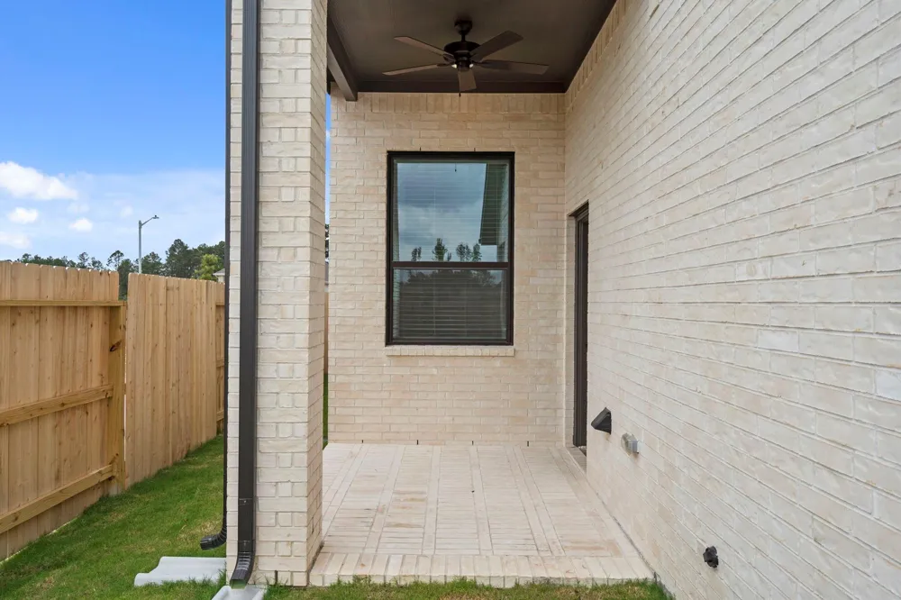 12666 Big Sagebrush Drive Conroe, TX 77302