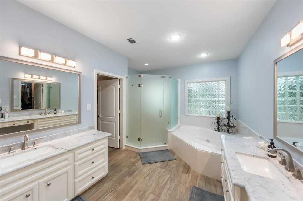 12418 Longmire Way Conroe, TX 77304