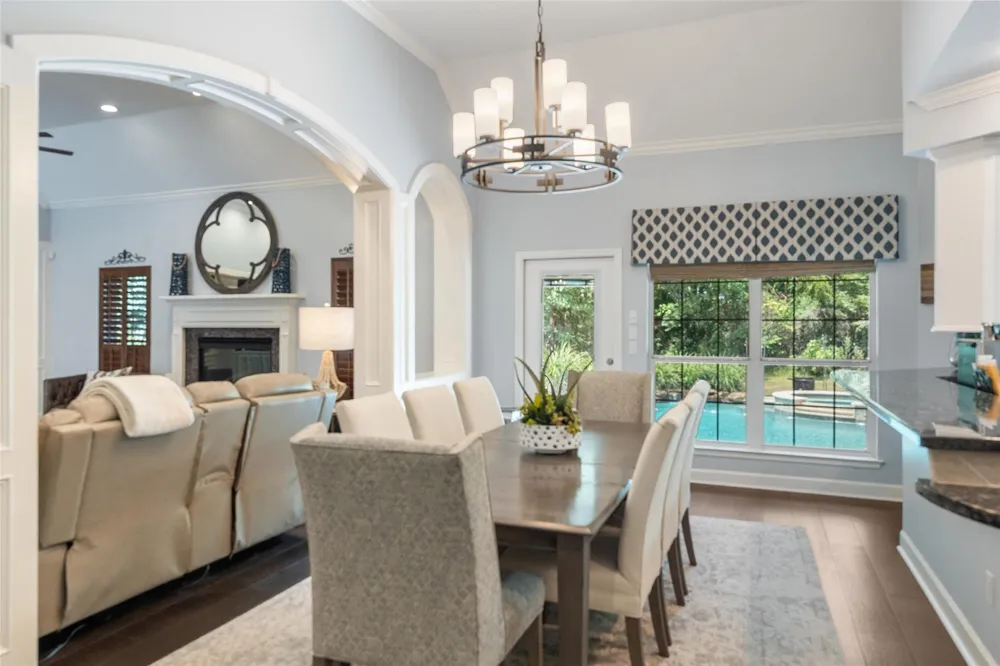 12418 Longmire Way Conroe, TX 77304
