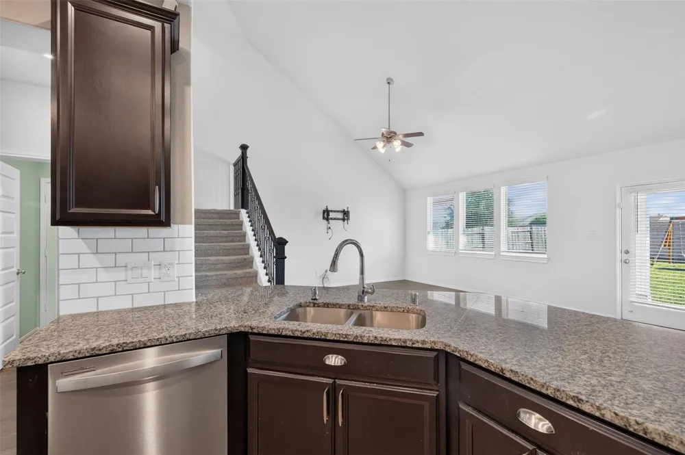 10505 Clouds Rest Drive Iowa Colony, TX 77583