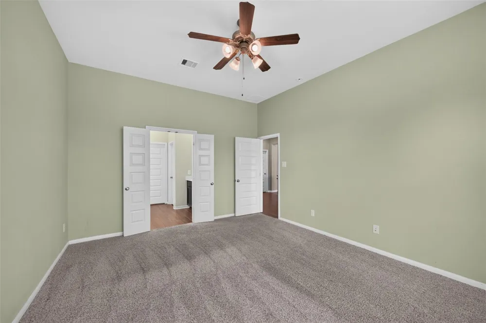 10505 Clouds Rest Drive Iowa Colony, TX 77583