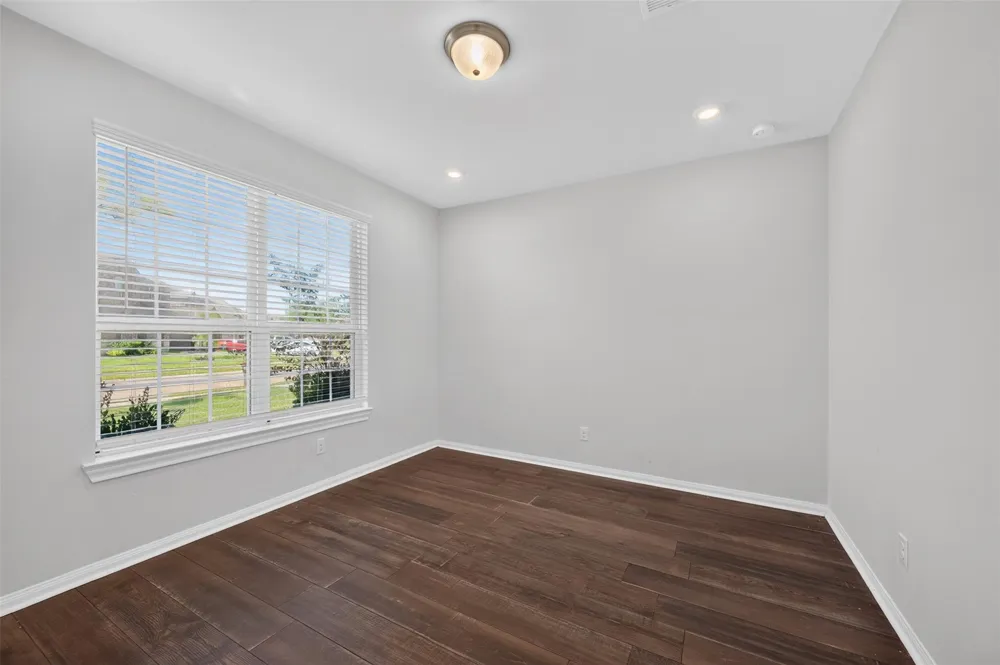 10505 Clouds Rest Drive Iowa Colony, TX 77583