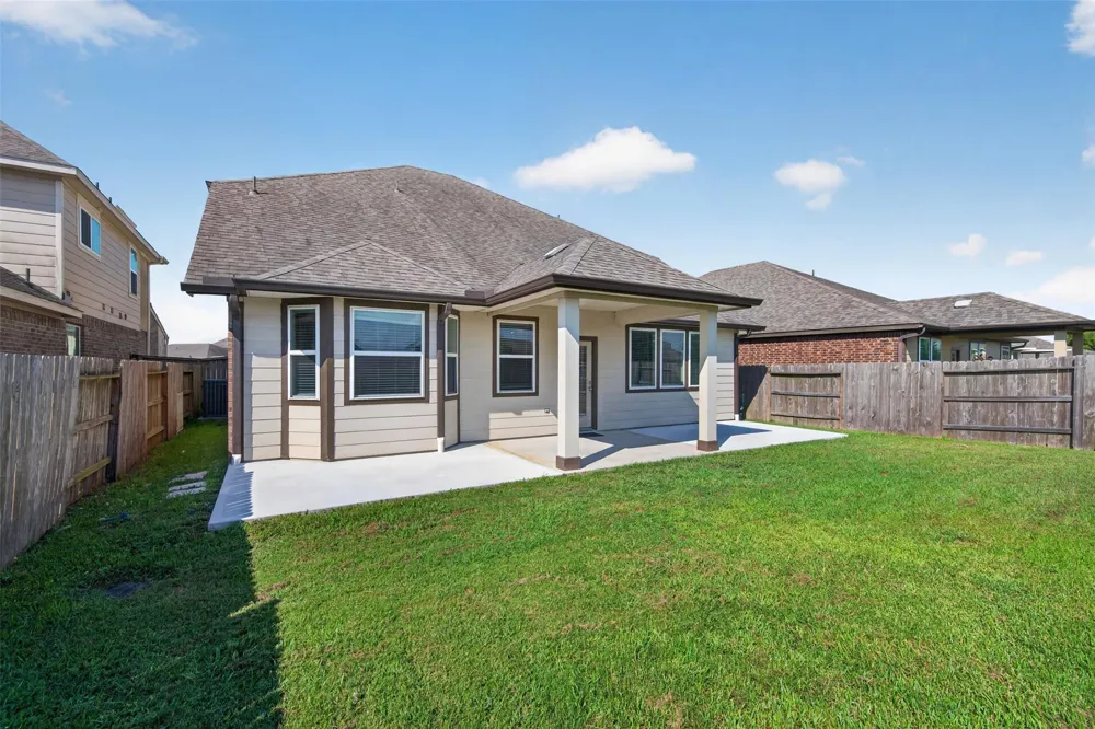 10505 Clouds Rest Drive Iowa Colony, TX 77583