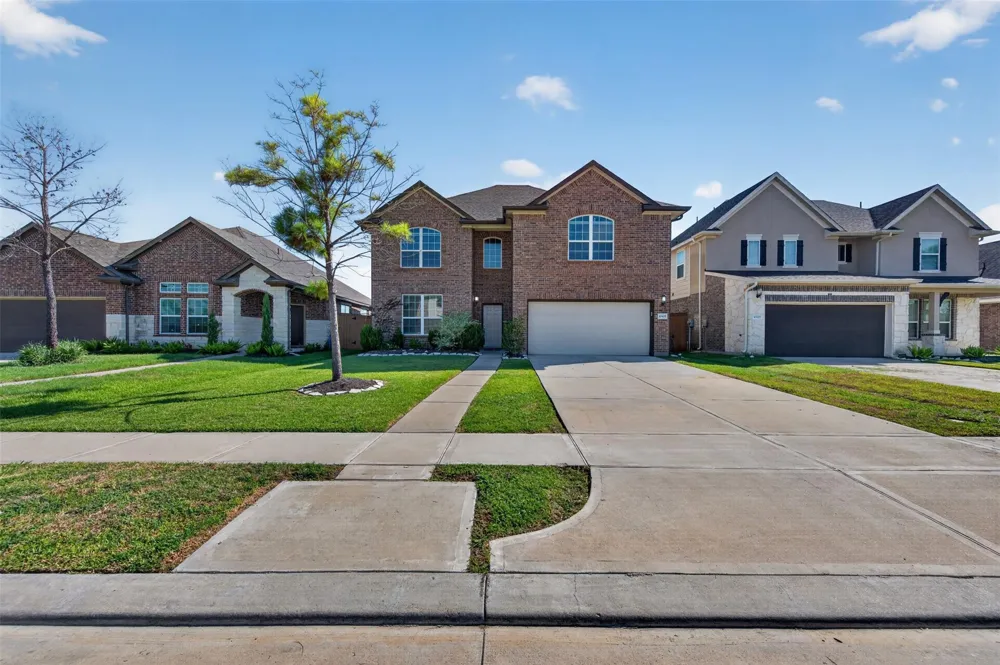 10505 Clouds Rest Drive Iowa Colony, TX 77583