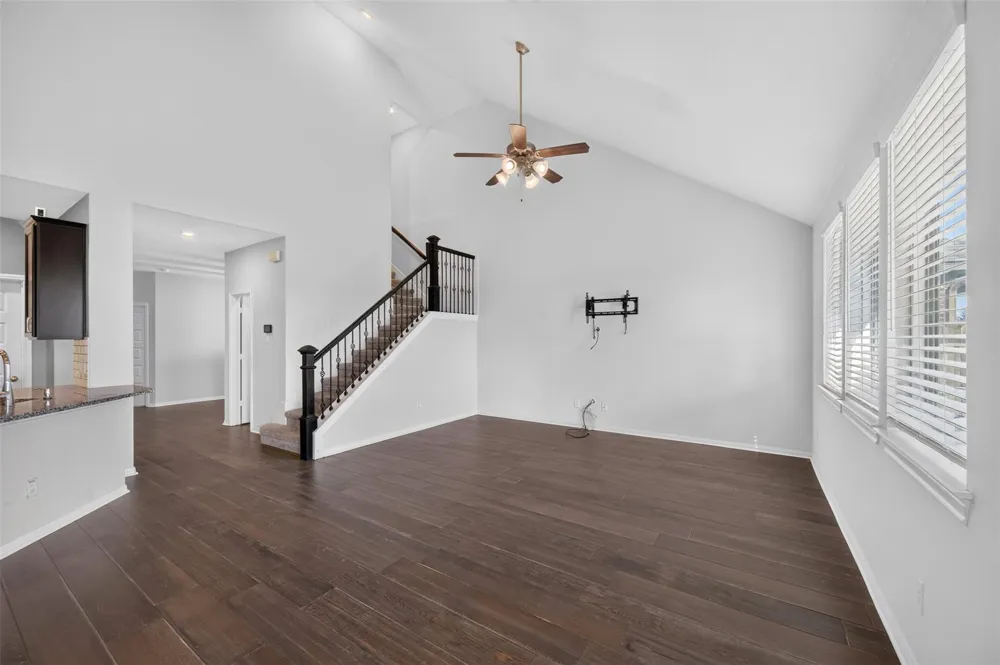 10505 Clouds Rest Drive Iowa Colony, TX 77583