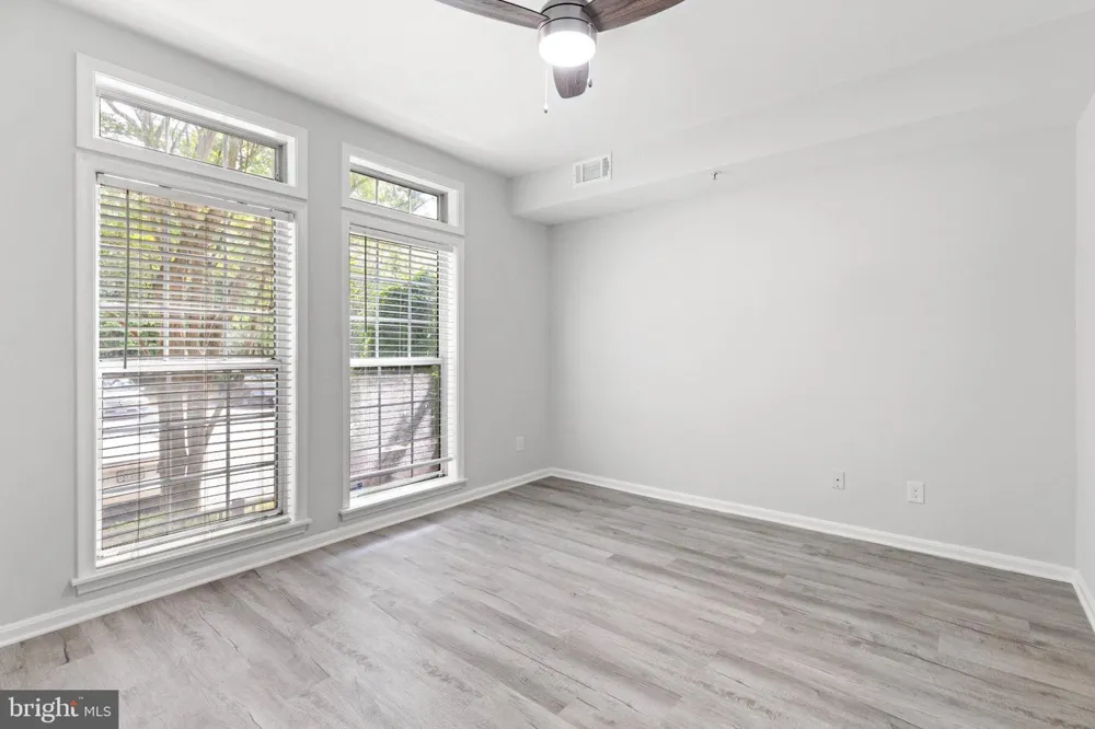 1318 GARDEN WALL CIRCLE Reston, VA 20194