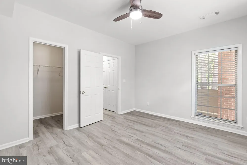 1318 GARDEN WALL CIRCLE Reston, VA 20194
