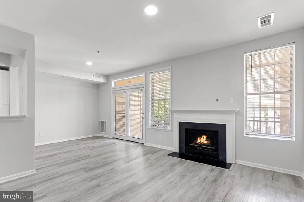 1318 GARDEN WALL CIRCLE Reston, VA 20194