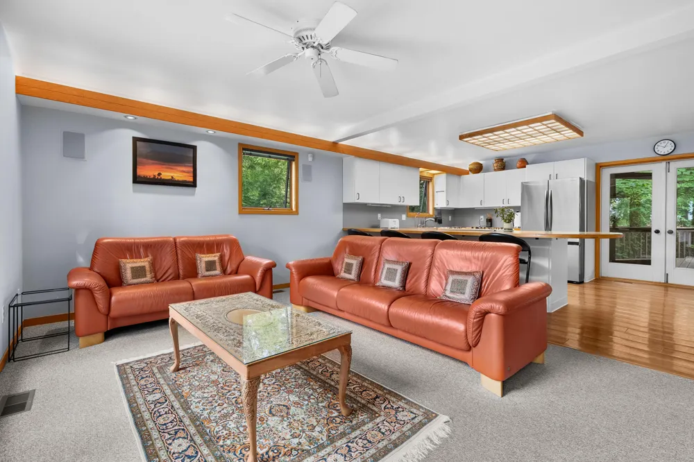 1828 Greenlawn Avenue Kalamazoo, MI 49006