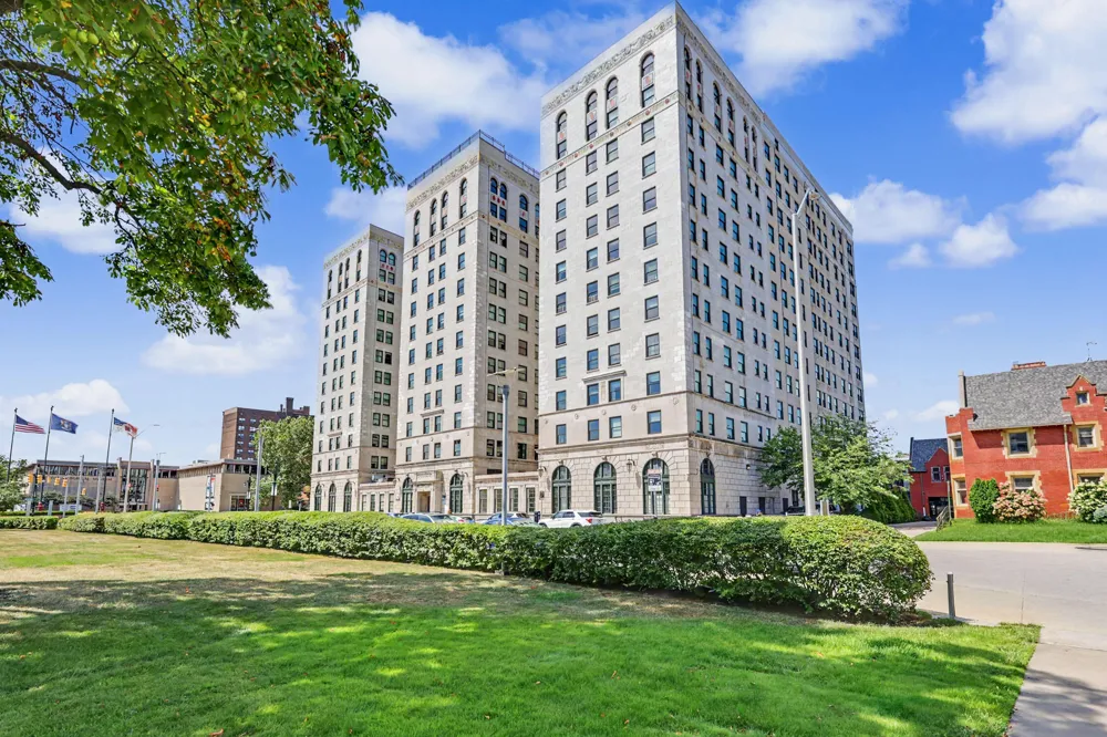 15 E Kirby Street #426 Detroit, MI 48202