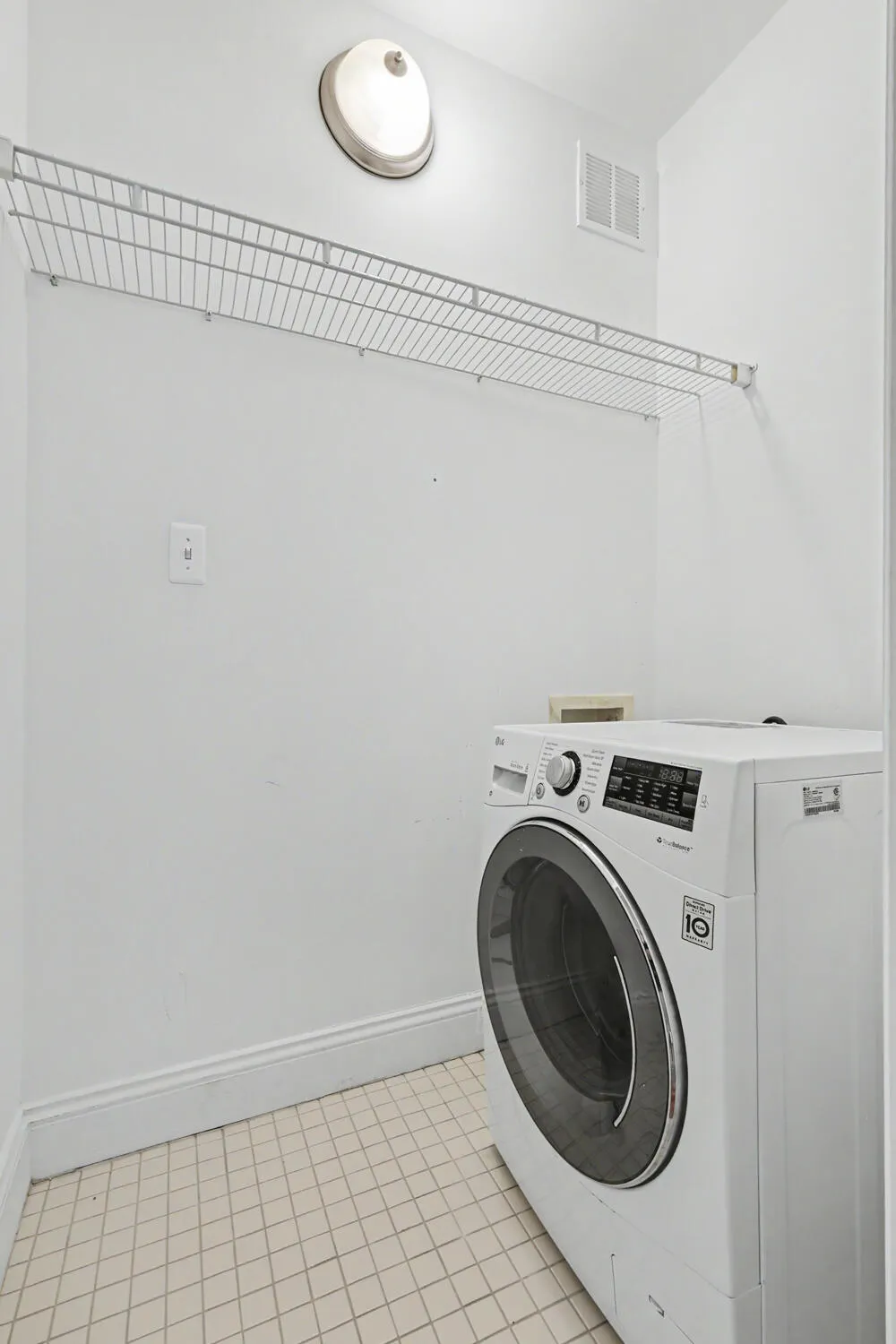 15 E Kirby Street #426 Detroit, MI 48202