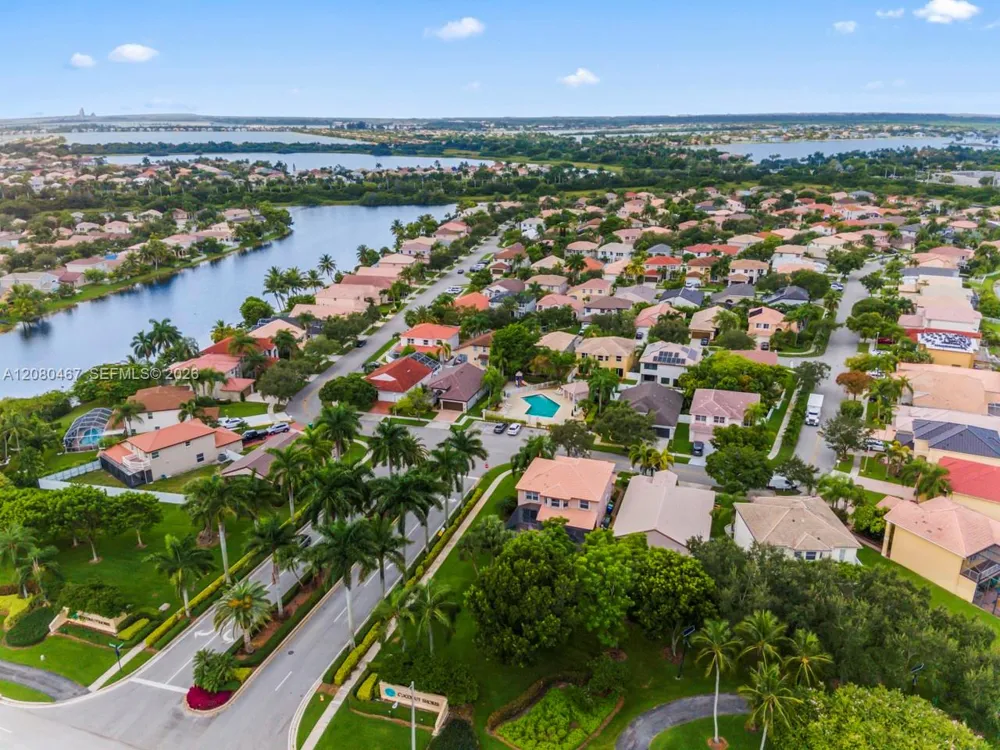 18096 SW 29th St Miramar, FL 33029