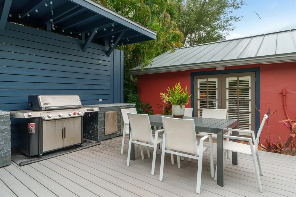 1609 NE 2ND COURT Fort Lauderdale, FL 33301