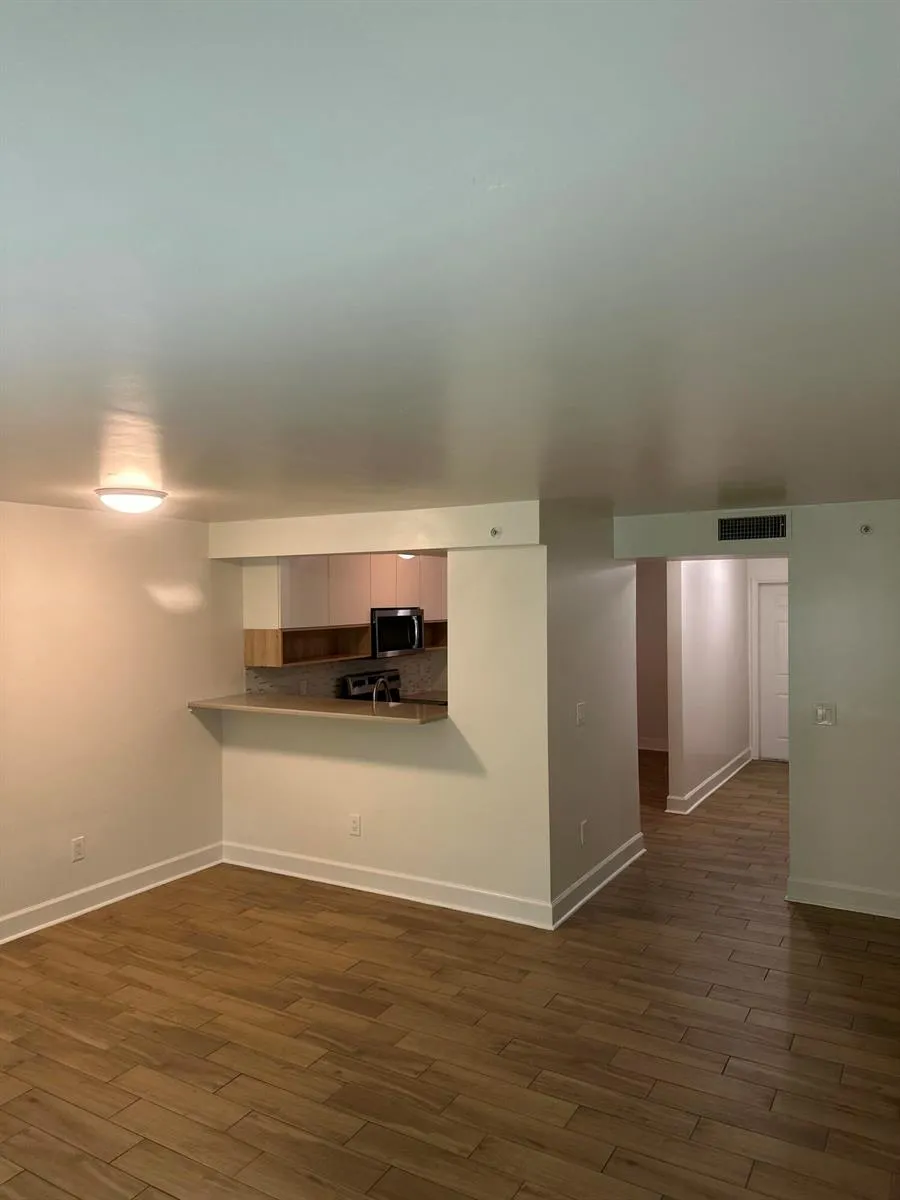 8710 NW 35th Street Coral Springs, FL 33065