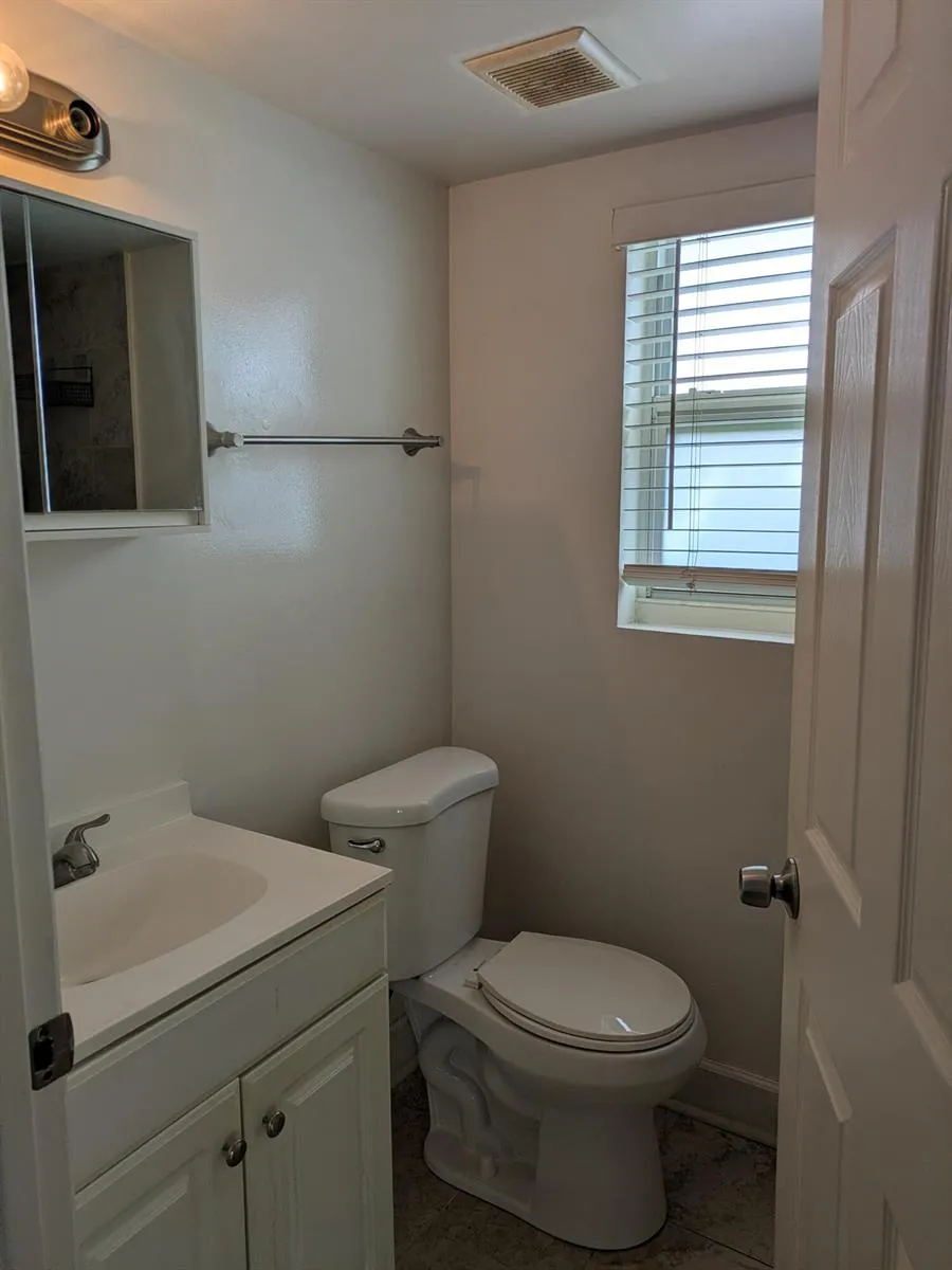8710 NW 35th Street Coral Springs, FL 33065