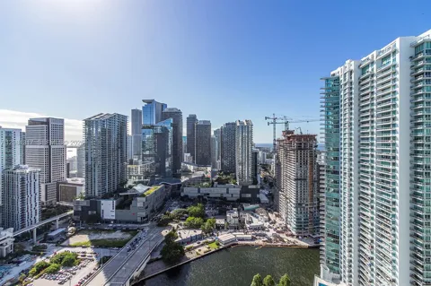 350 S Miami Ave #3914