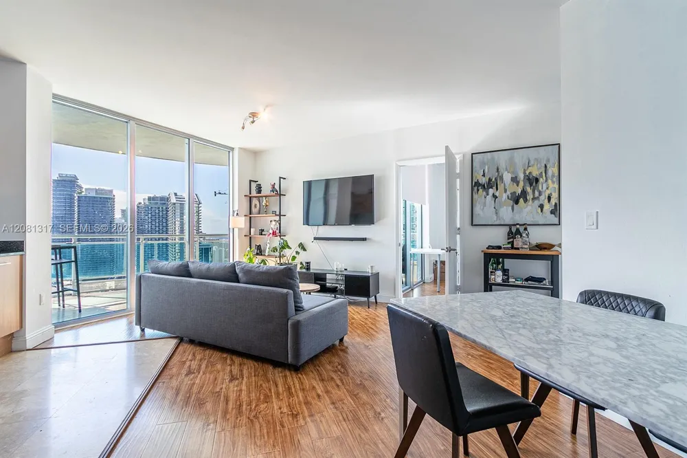 350 S Miami Ave #3914 Miami, FL 33130