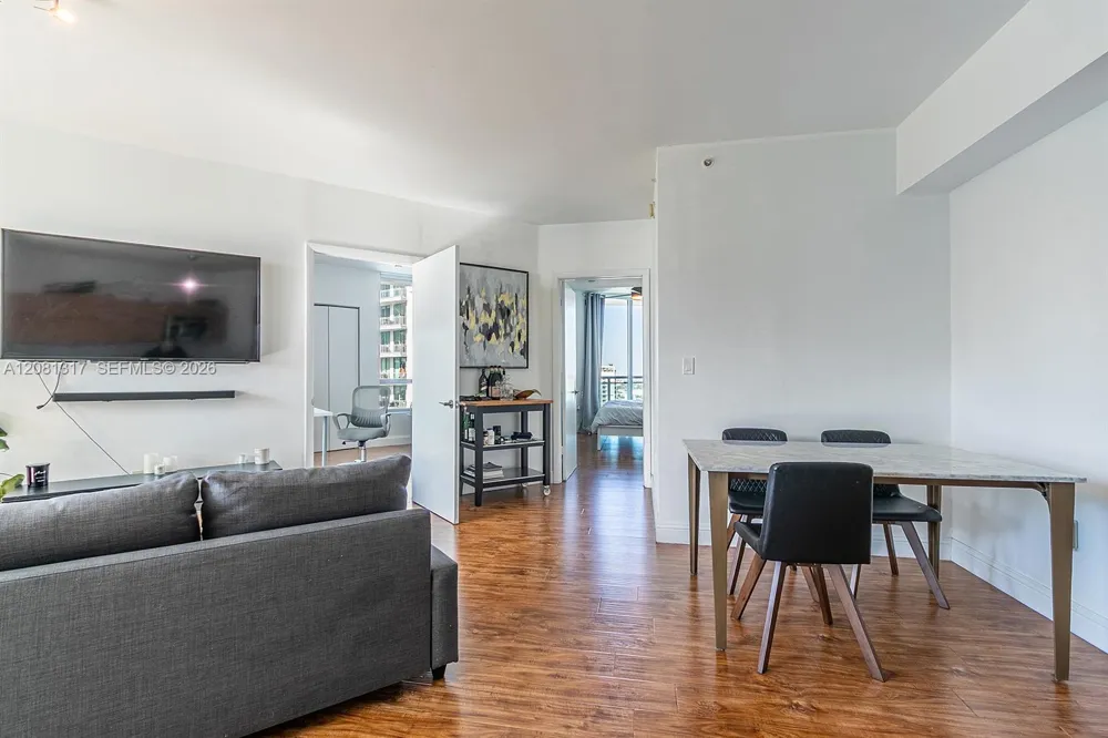 350 S Miami Ave #3914 Miami, FL 33130
