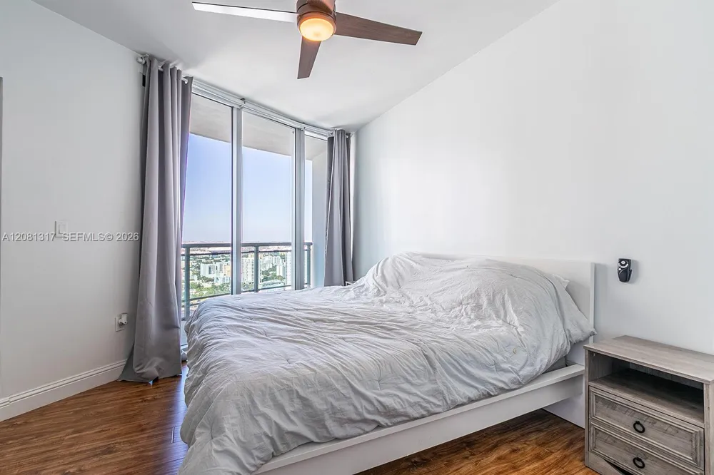 350 S Miami Ave #3914 Miami, FL 33130