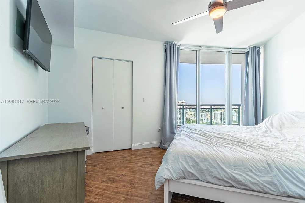 350 S Miami Ave #3914 Miami, FL 33130