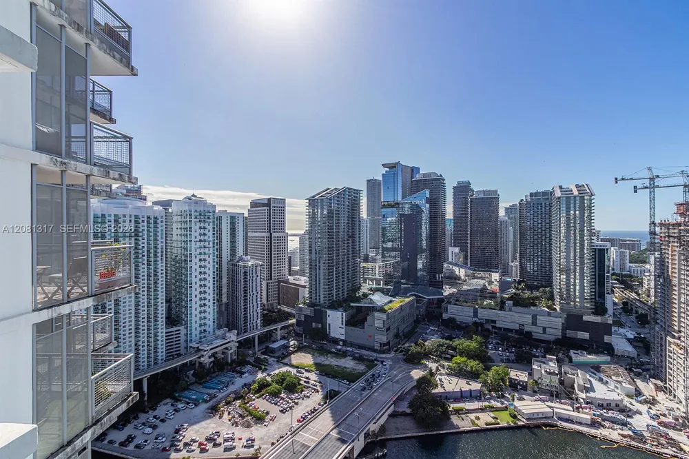 350 S Miami Ave #3914 Miami, FL 33130