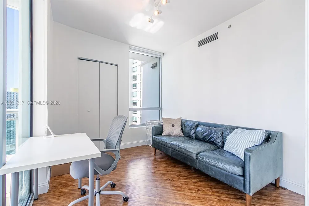 350 S Miami Ave #3914 Miami, FL 33130