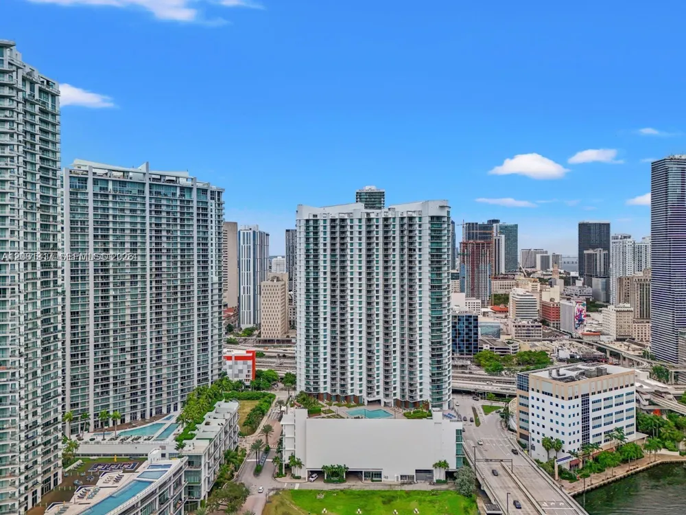 350 S Miami Ave #3914 Miami, FL 33130