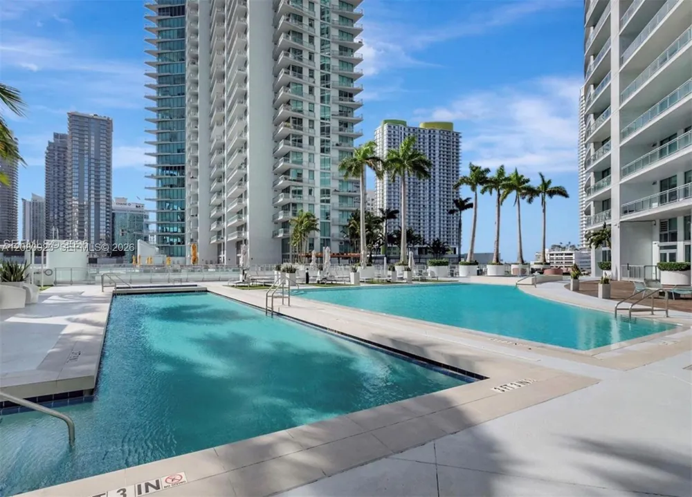 90 SW 3rd St #2210 Miami, FL 33130